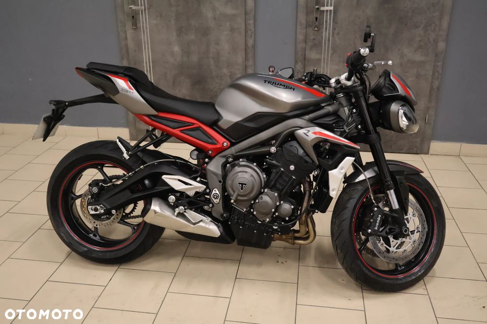 Triumph Street Triple - 2
