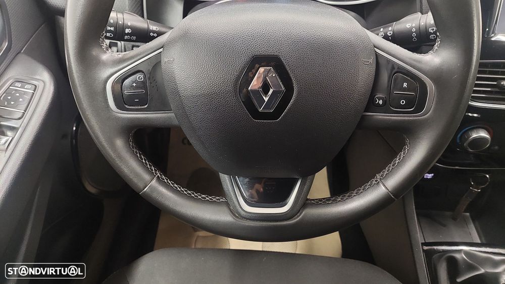 Renault Clio 1.5 dCi Limited - 17