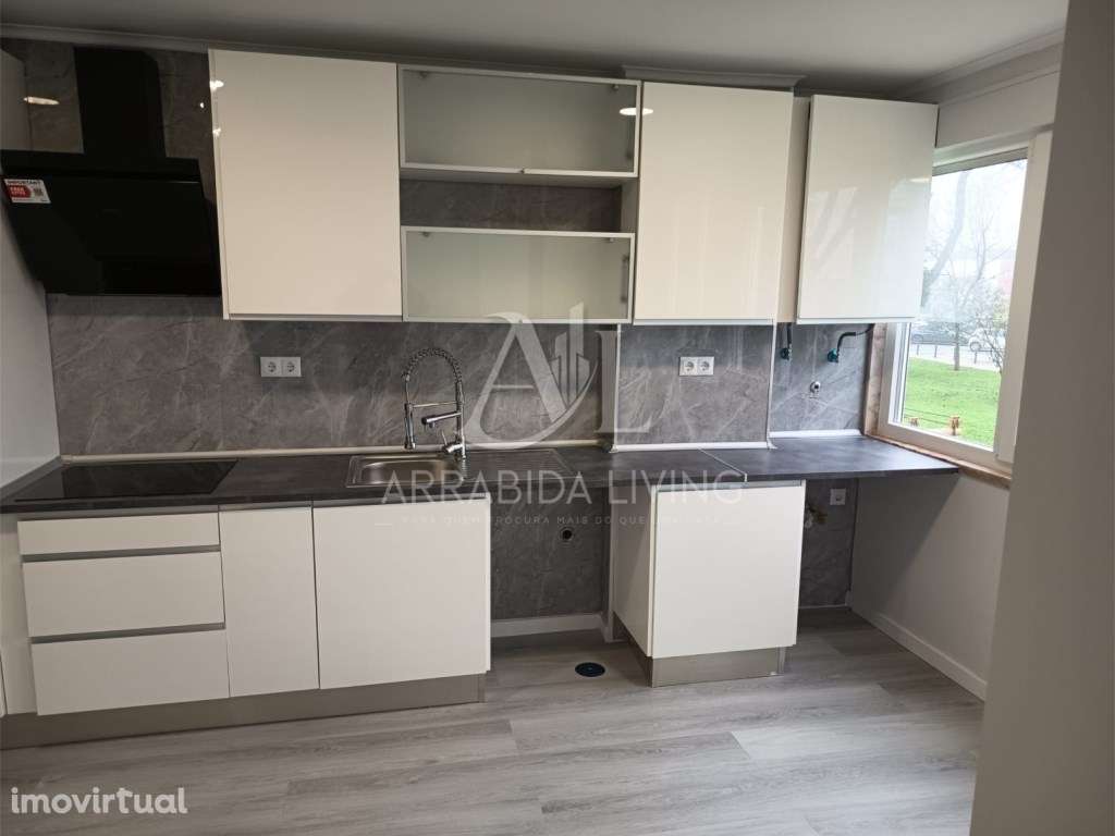 T2 - Remodelado c/ arrecadação - Oeiras - Grande imagem: 3/21