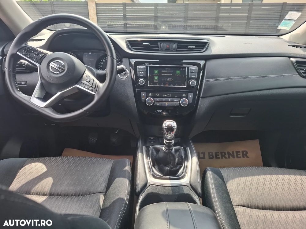 Nissan X-Trail 1.7 dCi N-Connecta - 17