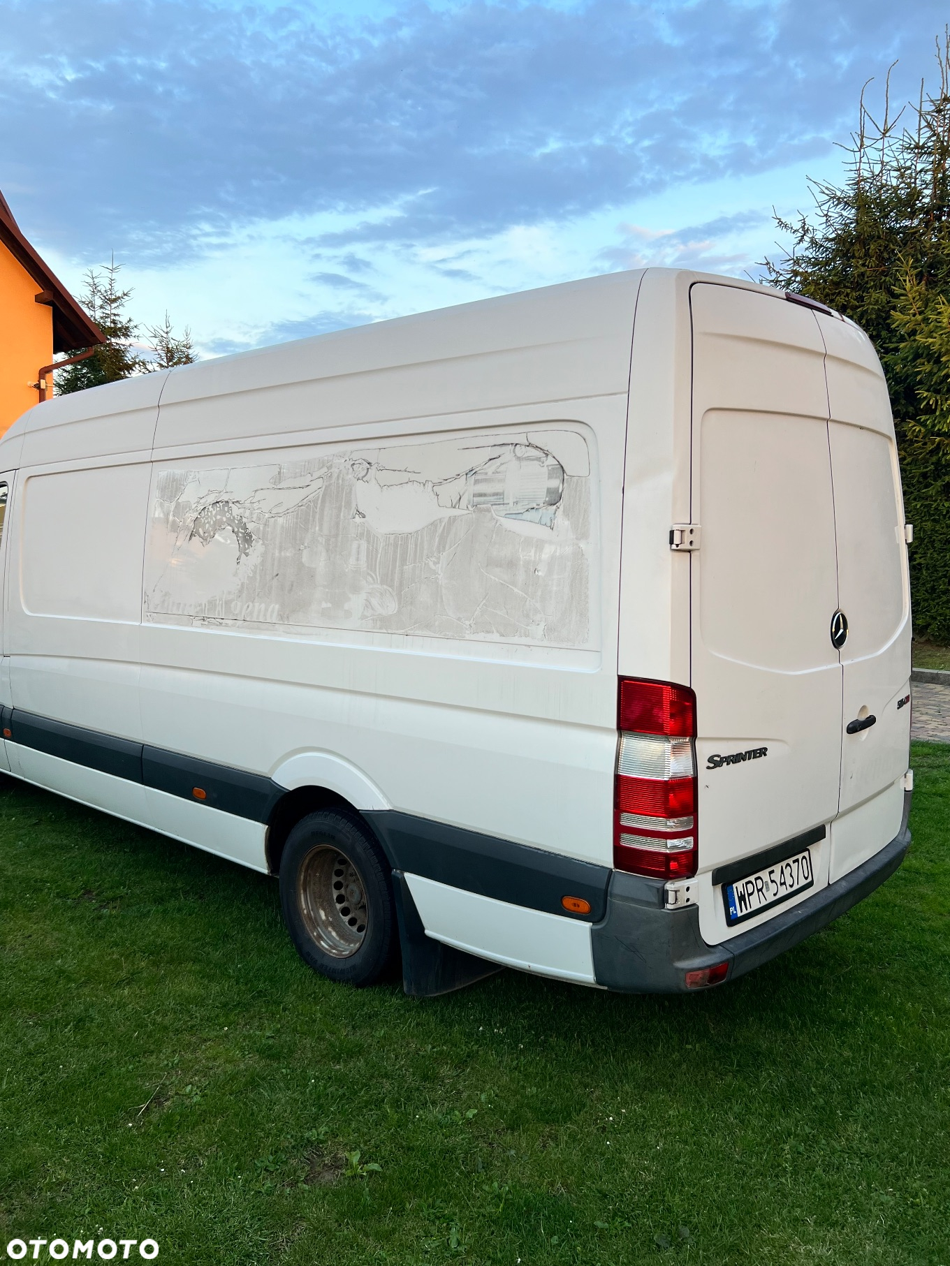 Mercedes-Benz Sprinter - 5