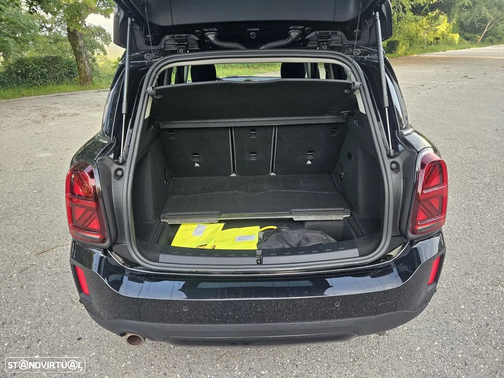 MINI Countryman Cooper SE ALL4 Auto - 13