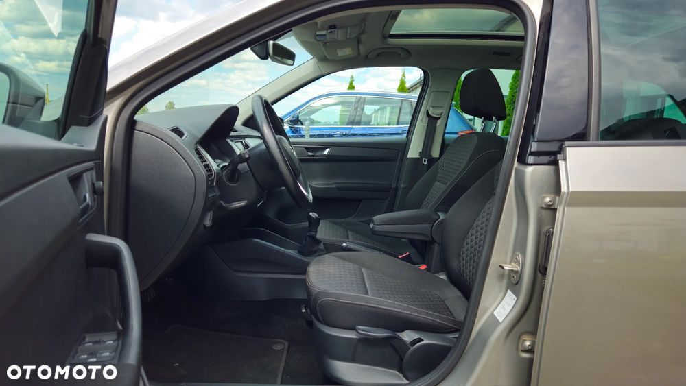 Skoda Fabia 1.0 TSI Drive - 10