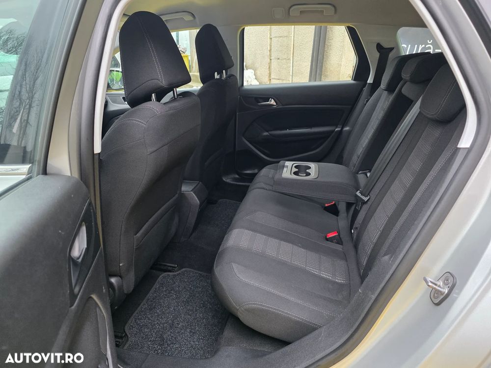 Peugeot 308 2.0 BlueHDI FAP STT EAT6 Active - 11