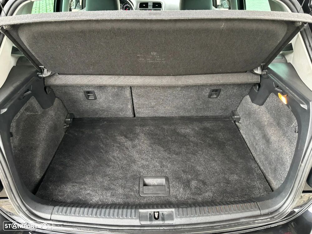 VW Polo 1.0 (Blue Motion ) Comfortline - 14