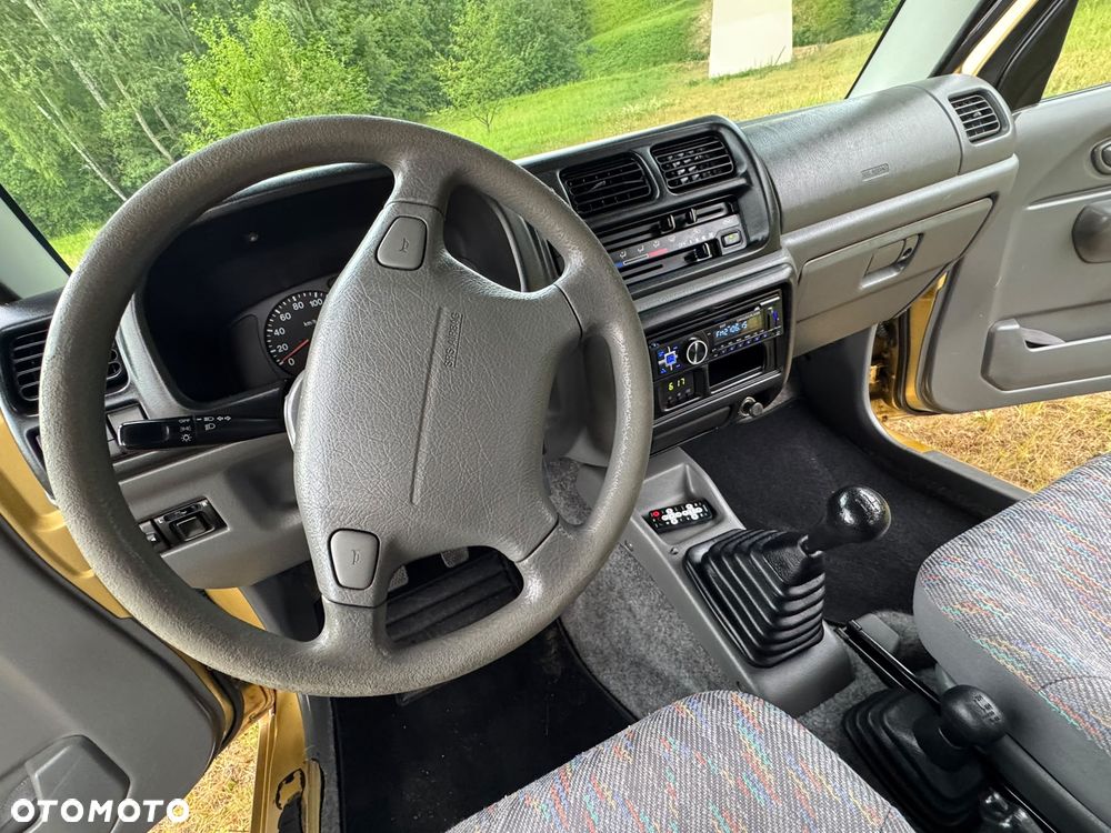 Suzuki Jimny 1.3 JLX - 17