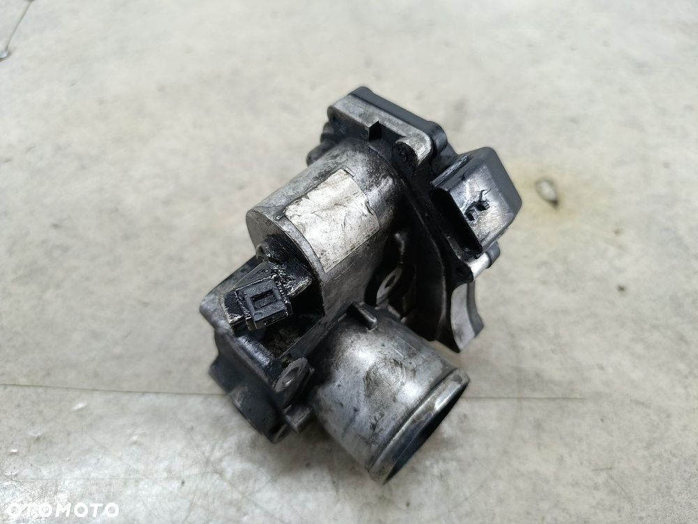 PRZEPUSTNICA RENAULT LAGUNA III H8200727648 8200987453 VALEO 2.0 DCI - 8