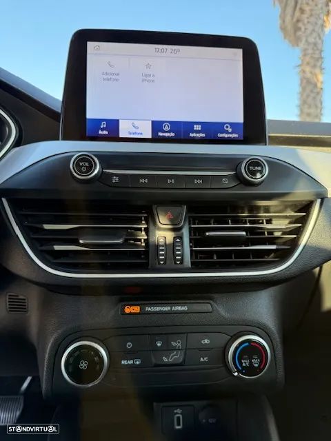 Ford Focus SW - 13