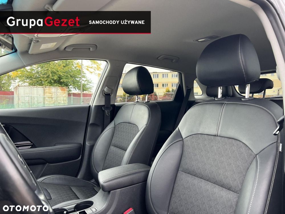 Kia Niro 1.6 GDI Hybrid L - 11