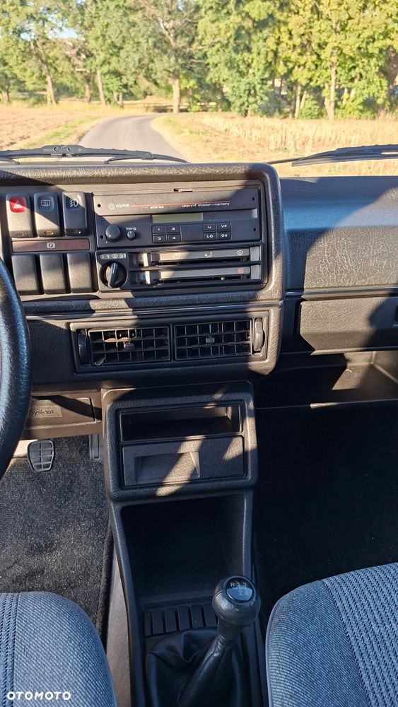 Volkswagen Golf 1.3 CL - 11