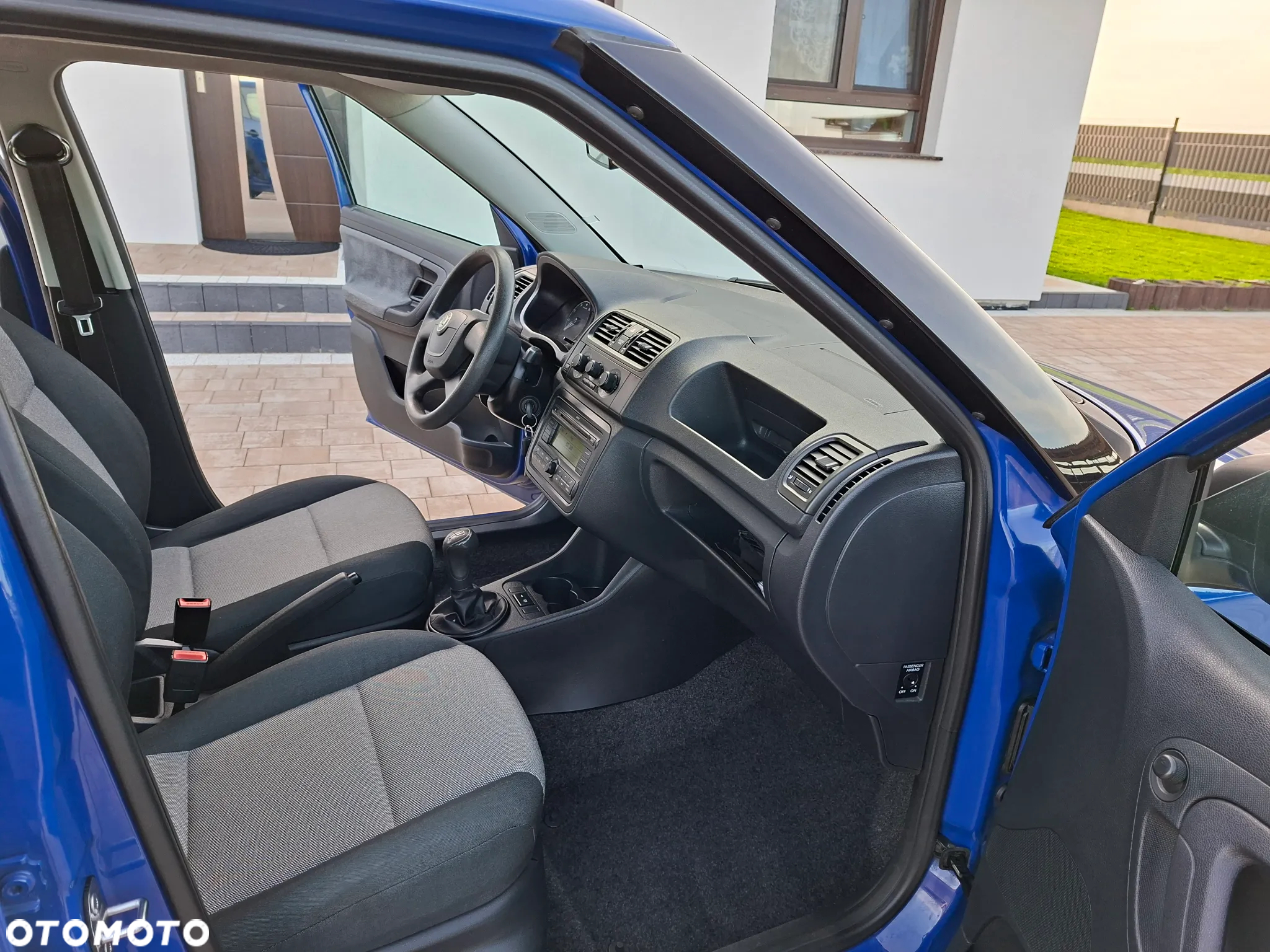 Skoda Fabia 1.2 HTP Ambiente - 16