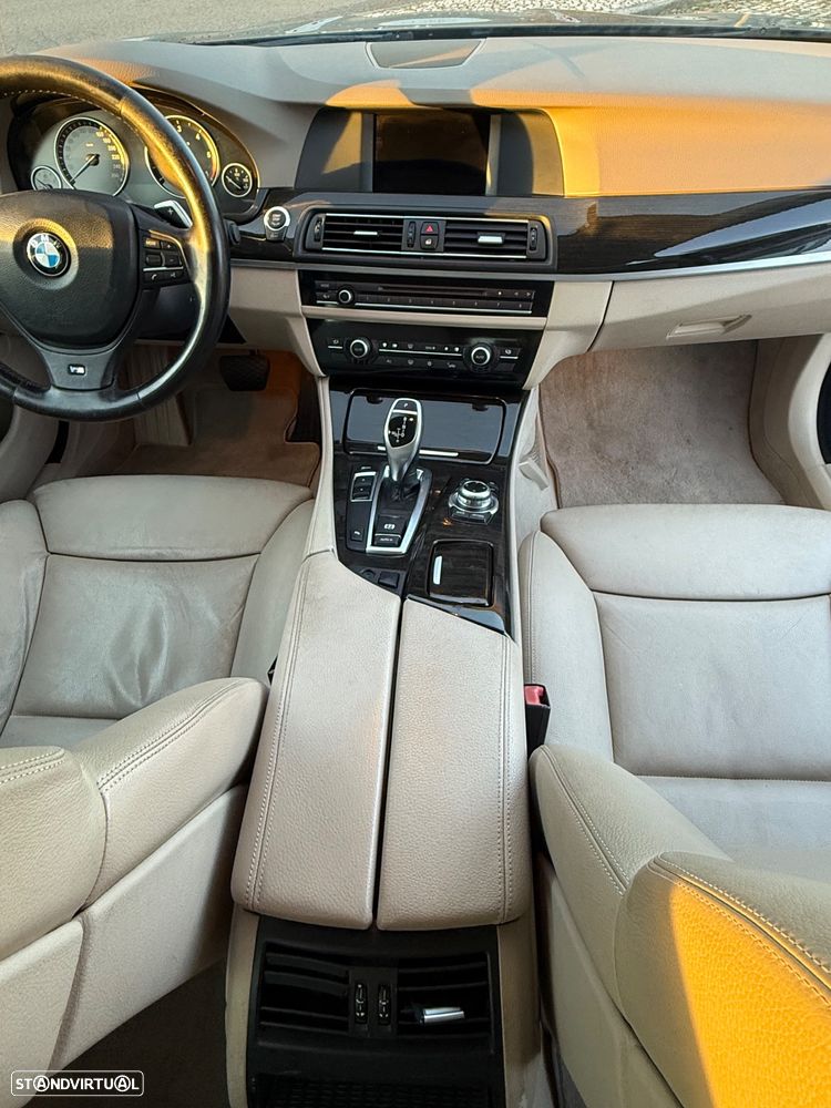 BMW 525 d Auto - 9