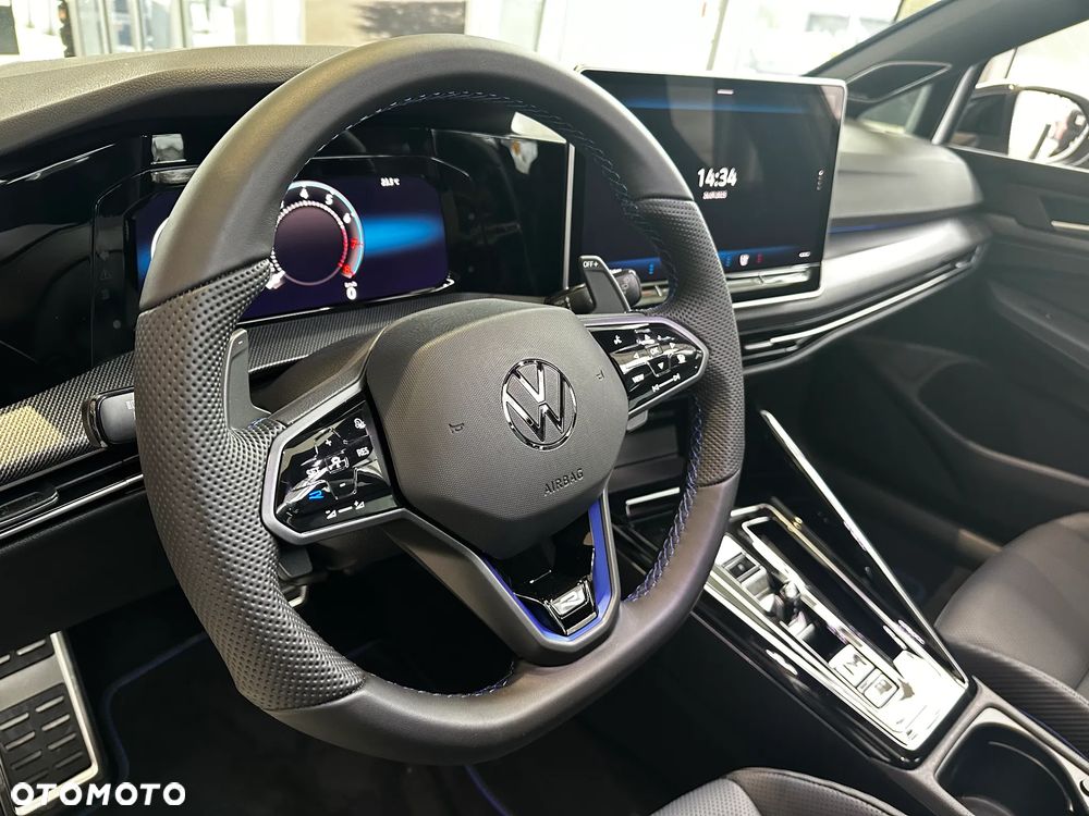 Volkswagen Golf VIII 2.0 TSI 4Motion R DSG - 11