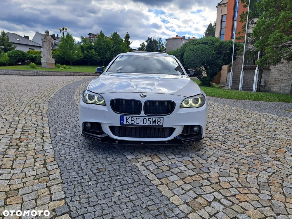 BMW Seria 5 528i xDrive - 3