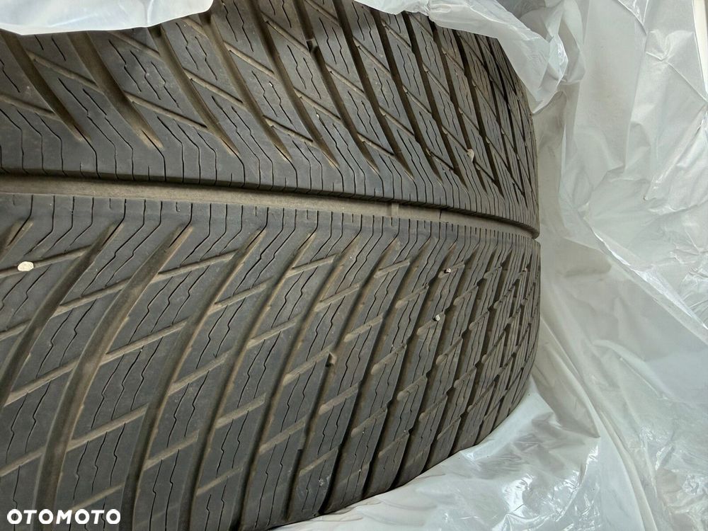 Mercedes-Benz GLE - 37
