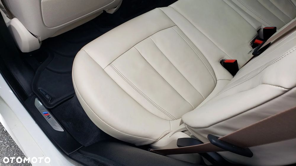 BMW X5 xDrive35i - 34