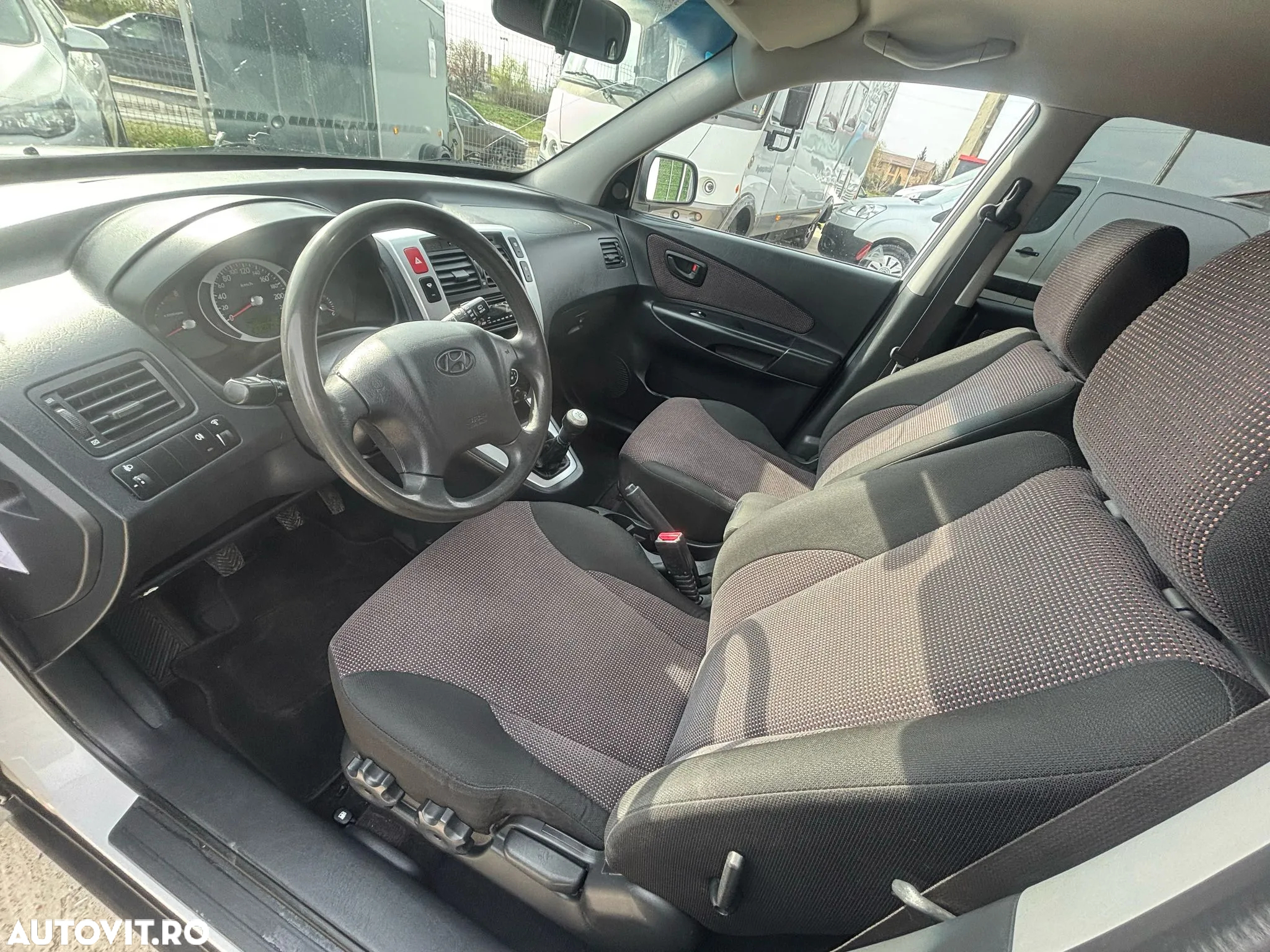 Hyundai Tucson 2.0 - 5
