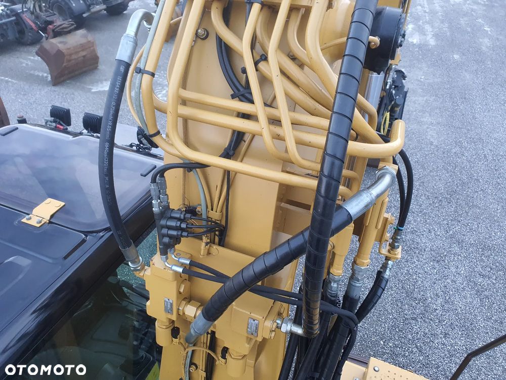 Caterpillar 311F LRR - 26