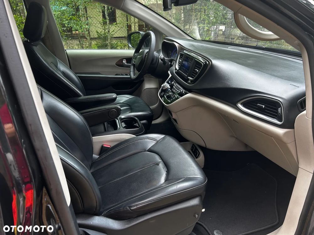 Chrysler Voyager - 8