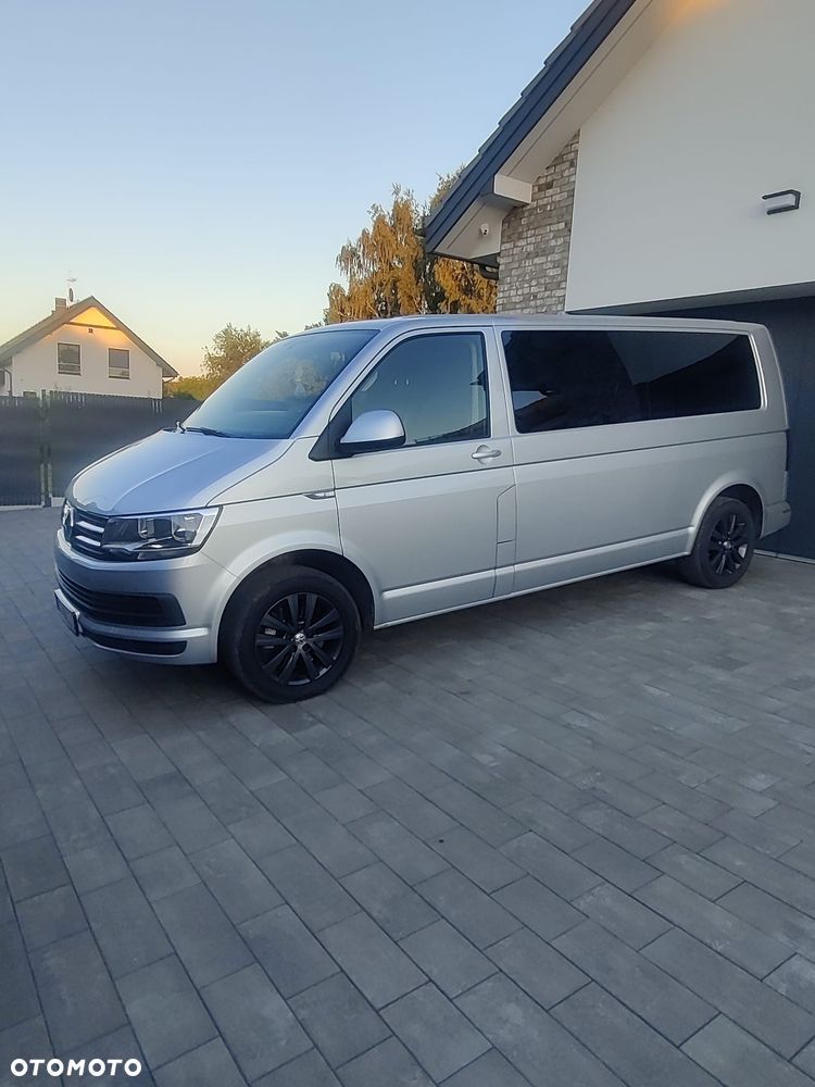 Volkswagen Multivan - 1