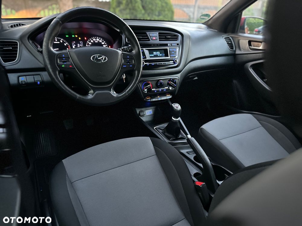 Hyundai i20 1.2 YES Plus - 39