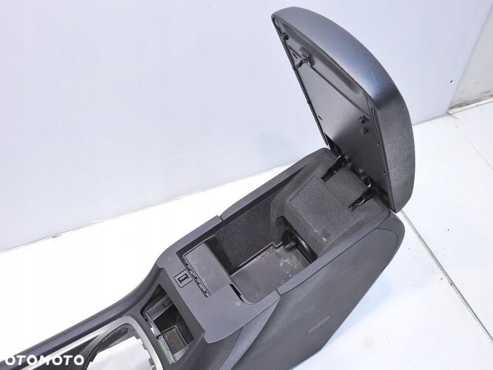 TUNEL ŚRODKOWY PODŁOKIETNIK CITROEN C5 III - 9
