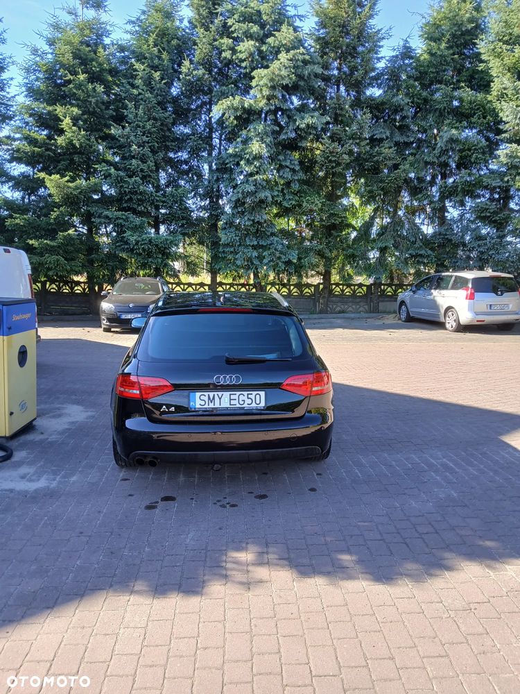 Audi A4 Avant 2.0 TDI - 17