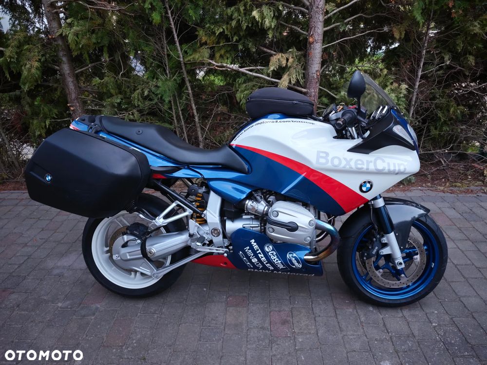 BMW R - 1