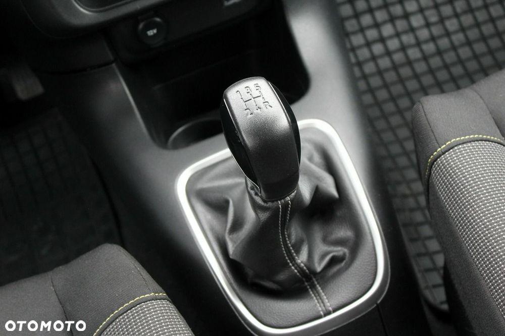 Citroën C3 1.2 PureTech Max - 19