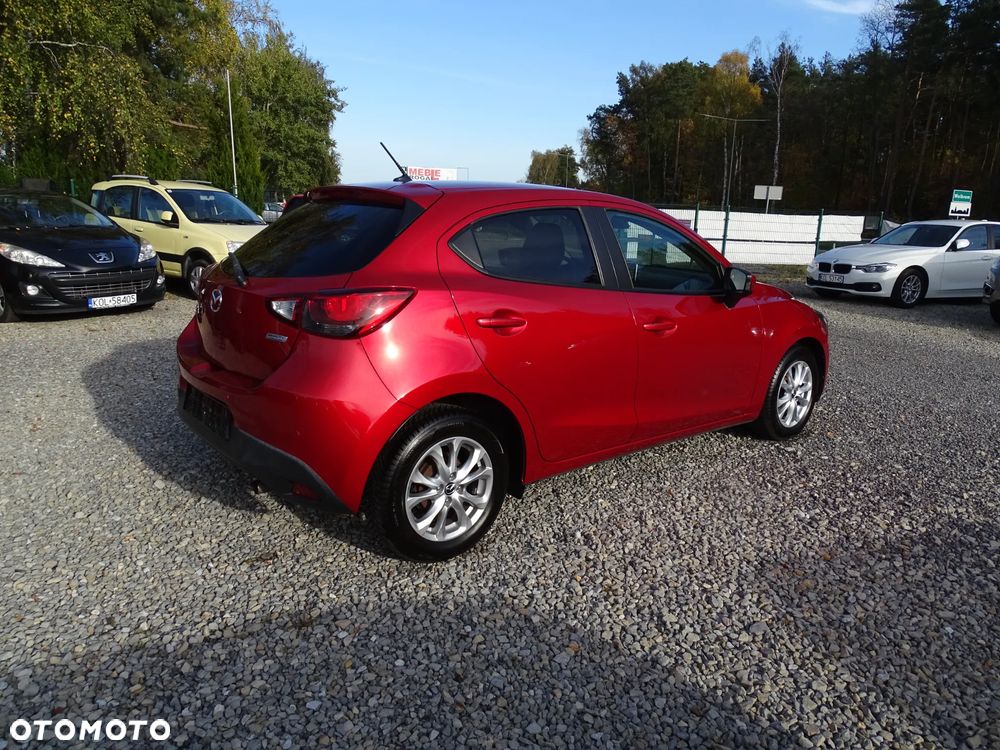 Mazda 2 2015