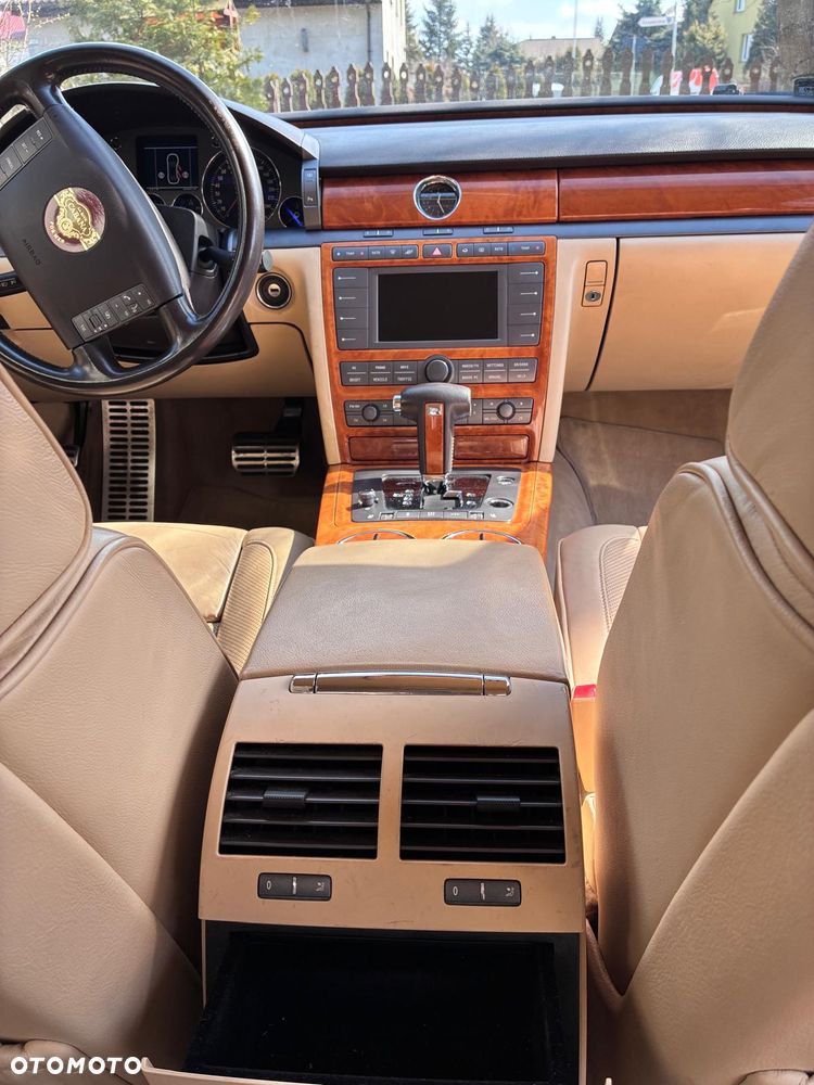 Volkswagen Phaeton 3.2 V6 4Mot (5 os.) - 7