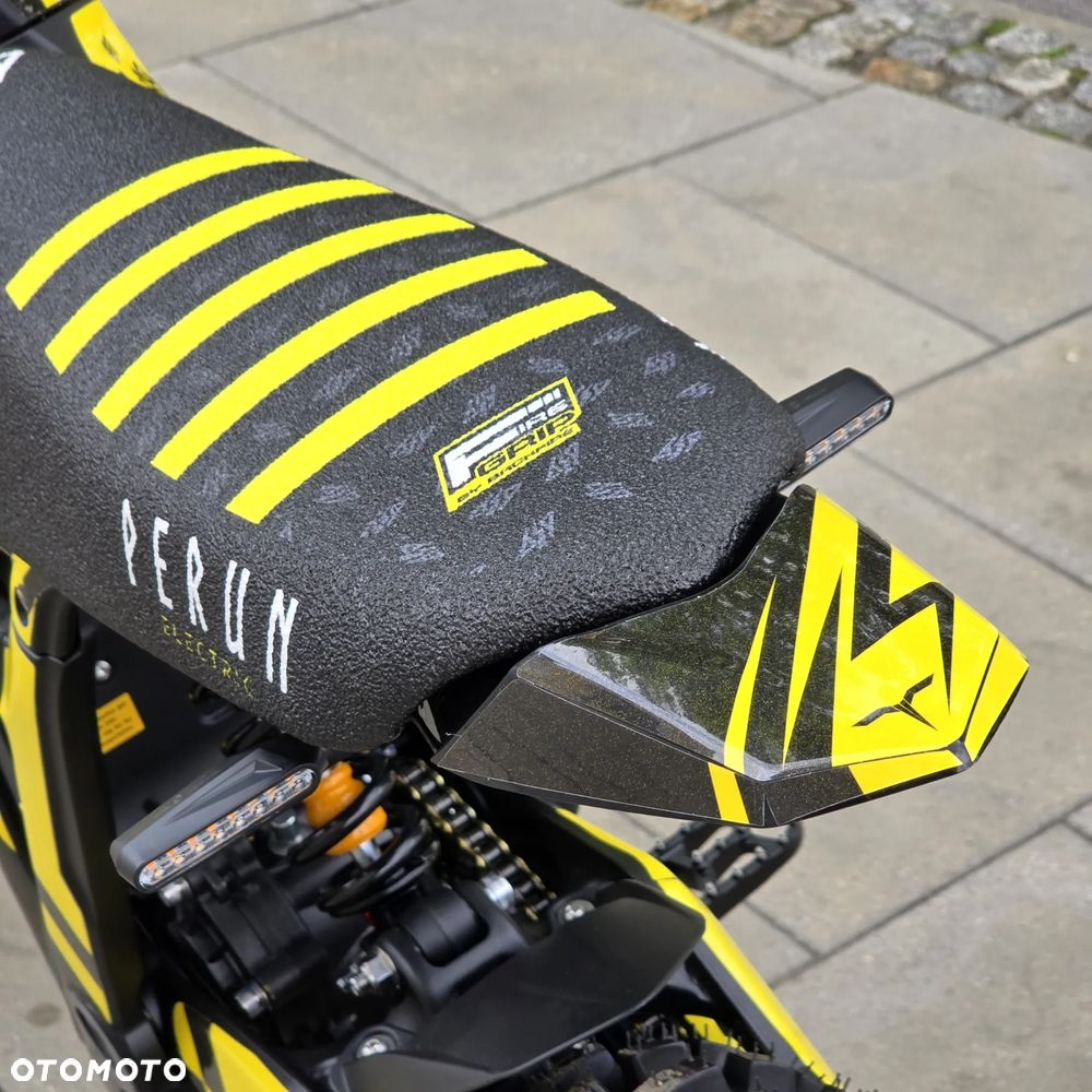 Talaria Sting L1e - 9