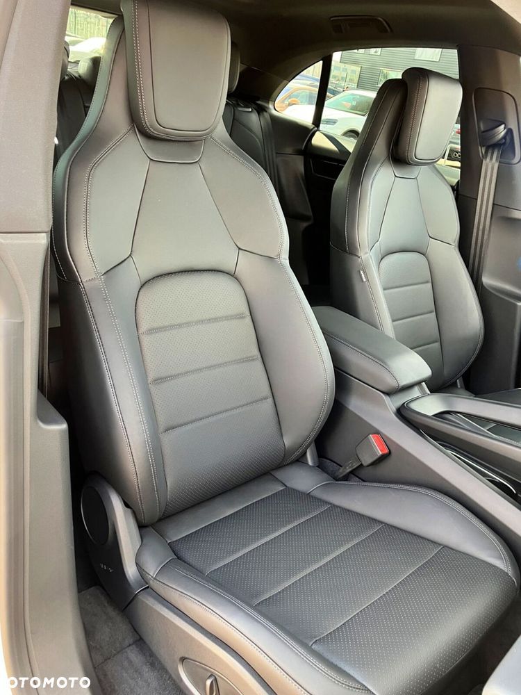 Porsche Macan - 29