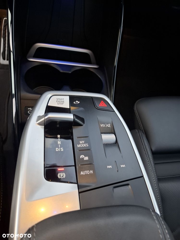 BMW Seria 2 218d M Sport - 21