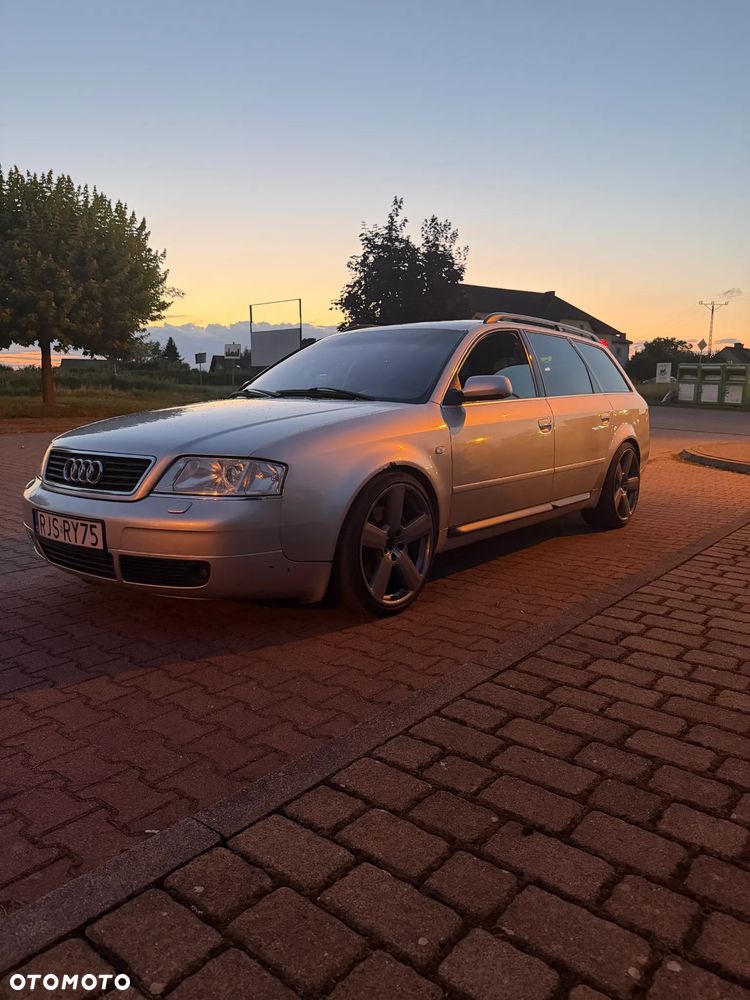 Audi A6 Avant - 1