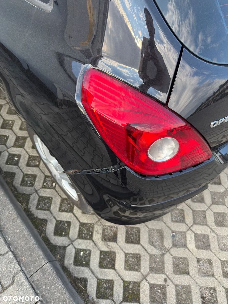 Opel Corsa 1.2 16V Enjoy - 11