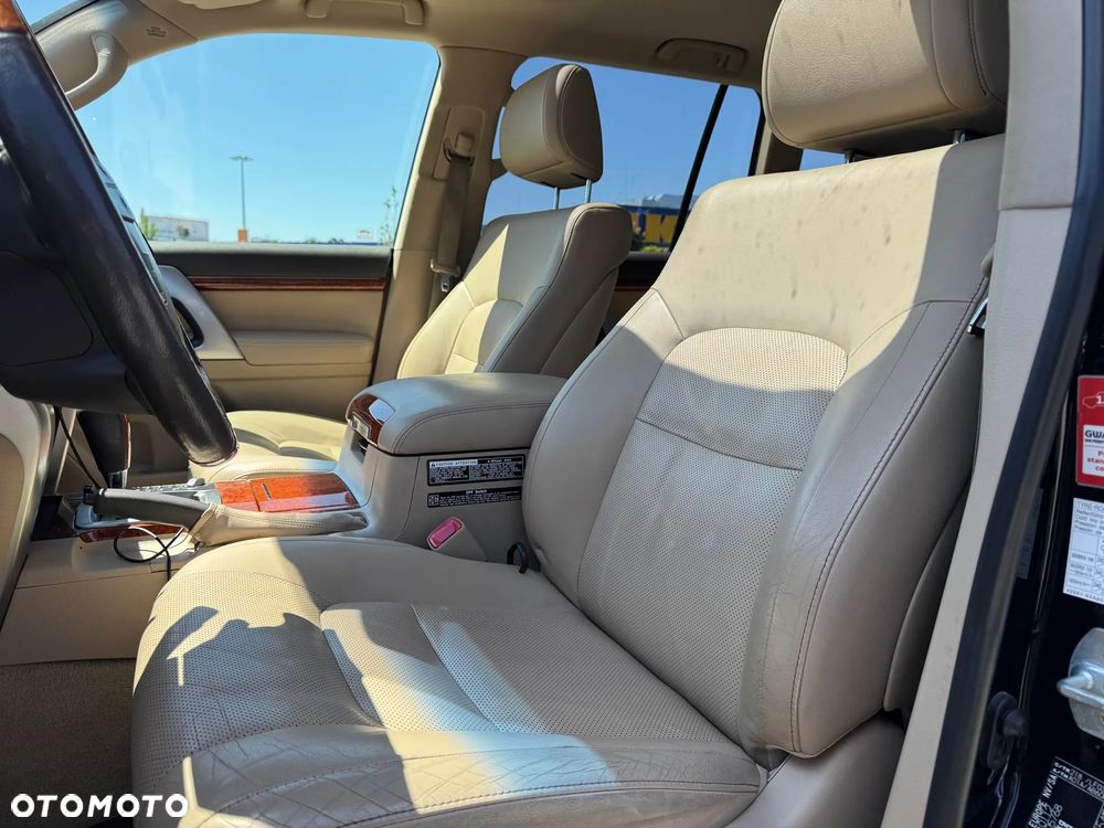 Toyota Land Cruiser LC 4.5 D-4D Prestige - 26