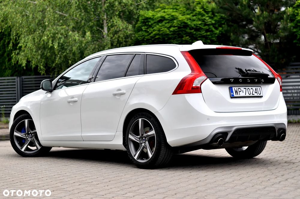 Volvo V60 T5 Geartronic Powershift RDesign - 12