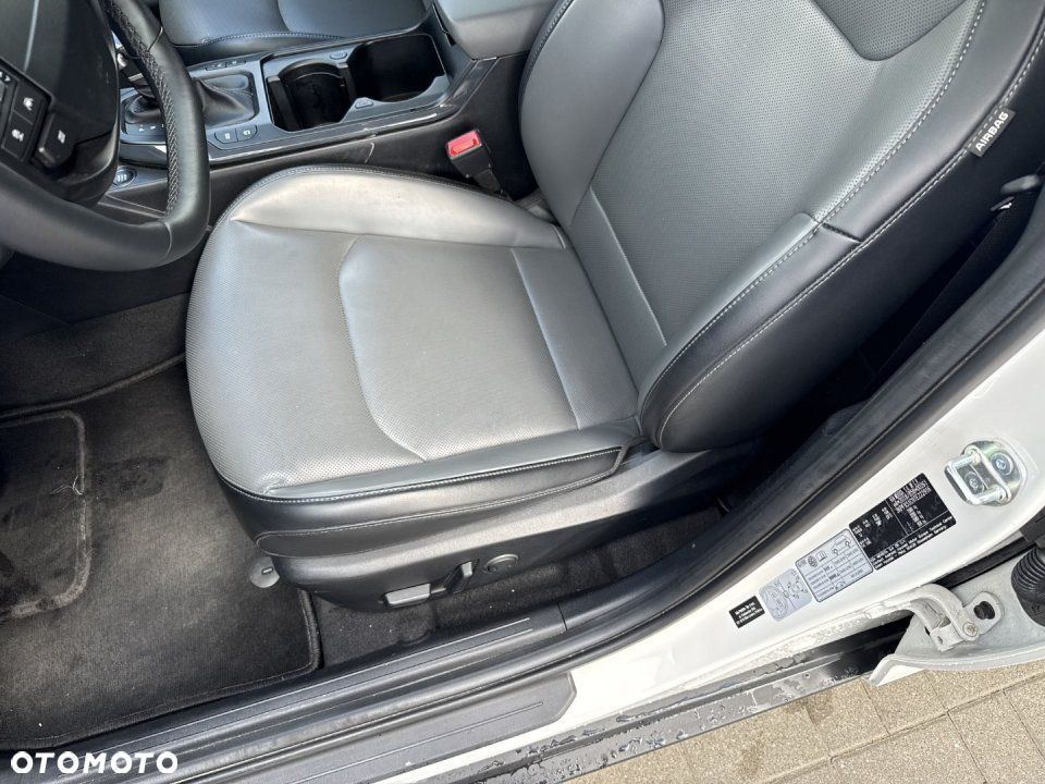 Kia K4 - 12