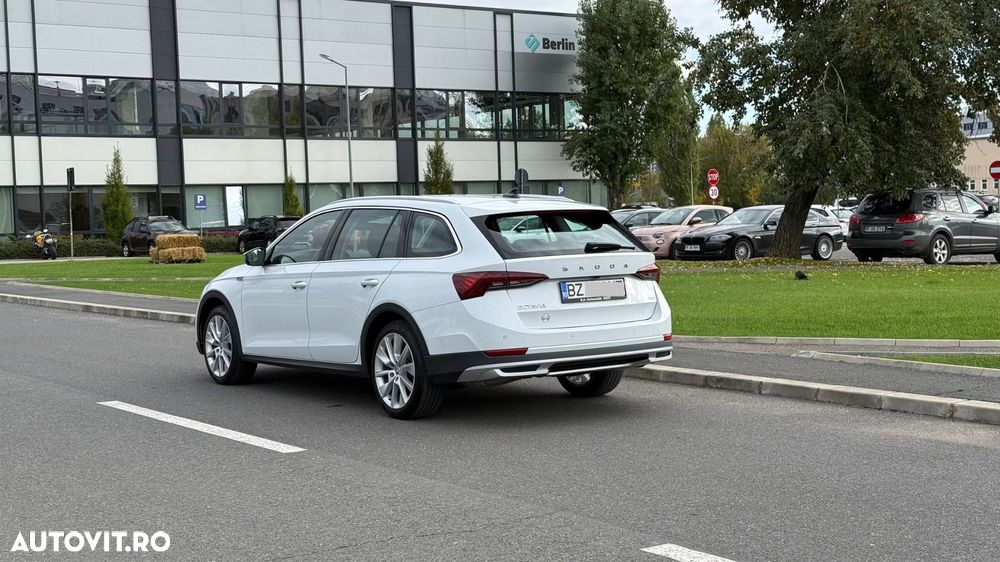 Skoda Octavia 2.0 TDI DSG 4X4 Scout First Edition - 4