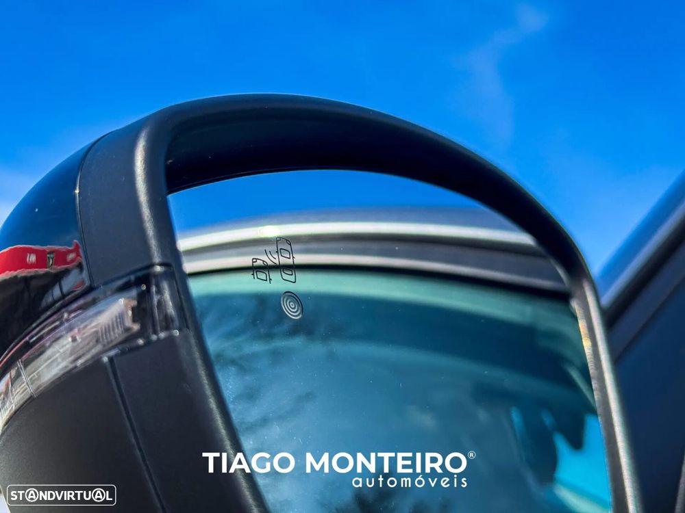 Peugeot 208 1.2 PureTech Allure - 21