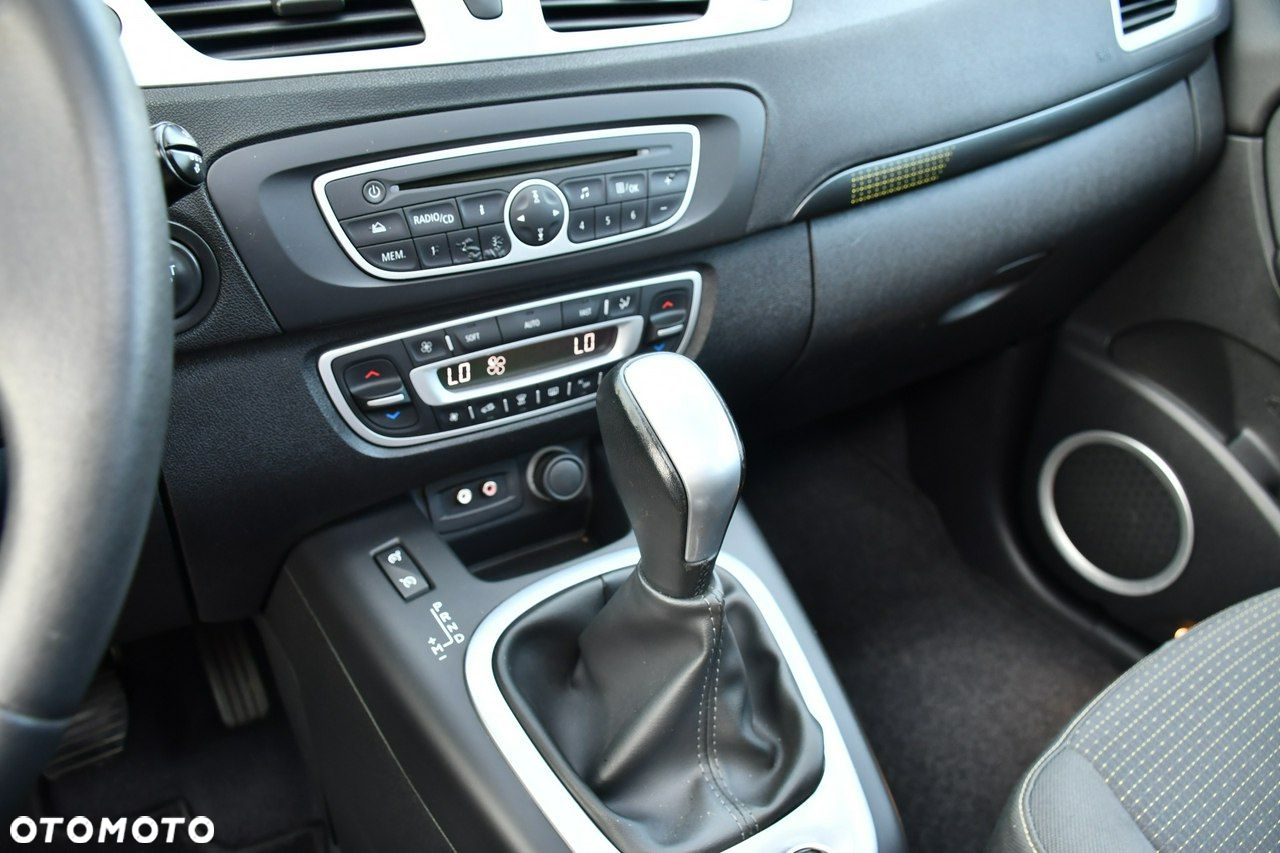 Renault Scenic 2.0 16V 140 CVT Dynamique - 38