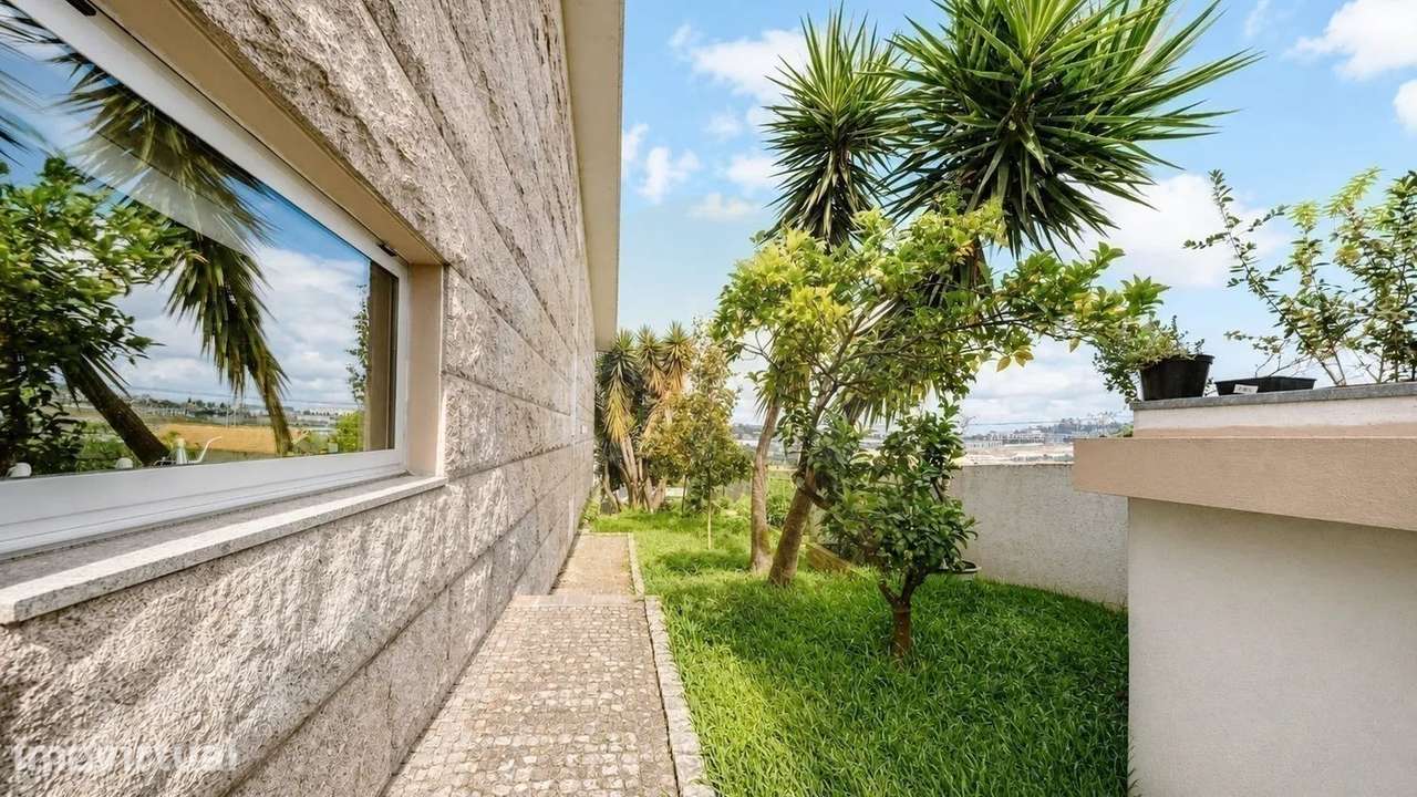 MORADIA T3, COM ASSINATURA DE AUTOR, EM PENAFIEL - Grande imagem: 3/34