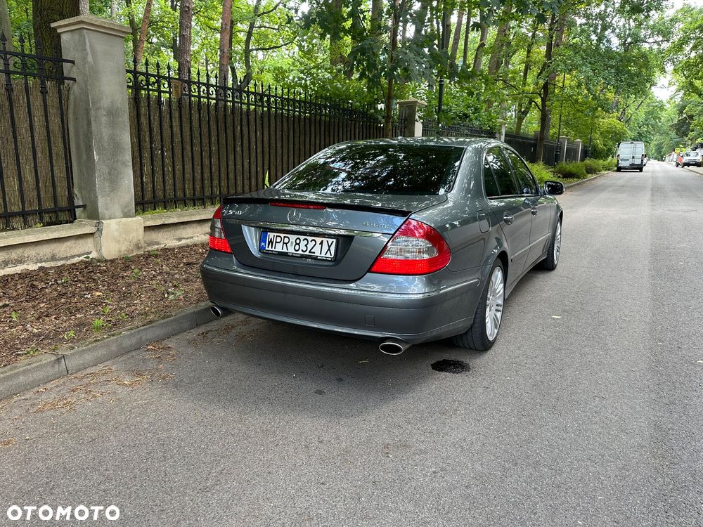 Mercedes-Benz Klasa E - 2