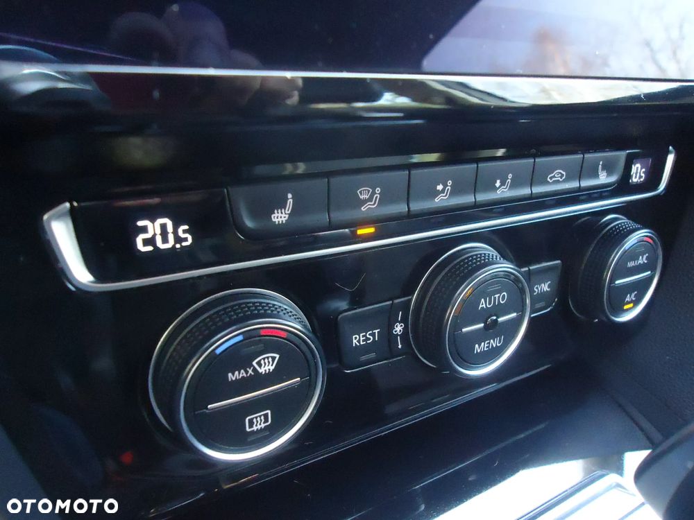 Volkswagen Passat 1.5 TSI EVO Highline DSG - 14