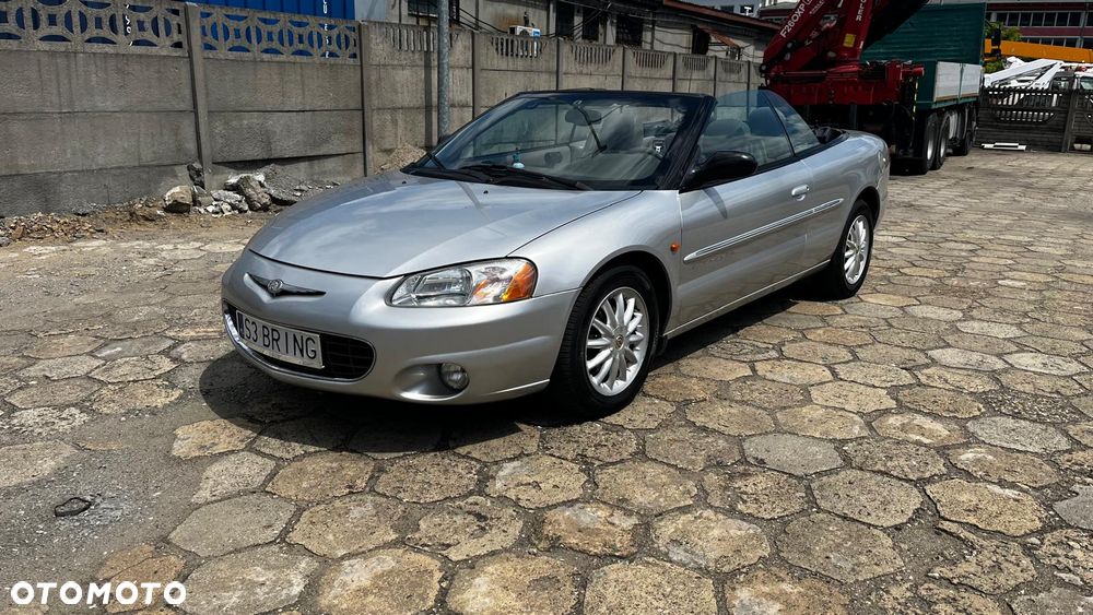 Chrysler Sebring - 8