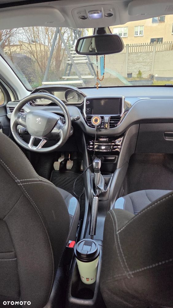 Peugeot 208 82 VTI Allure - 9