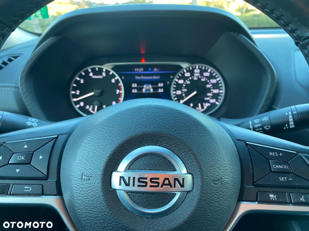 Nissan Sentra - 10