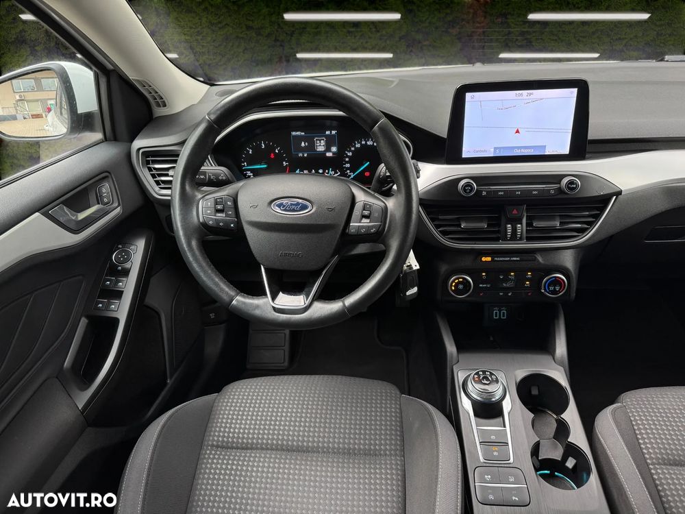 Ford Focus 2.0 EcoBlue Titanium Business - 10
