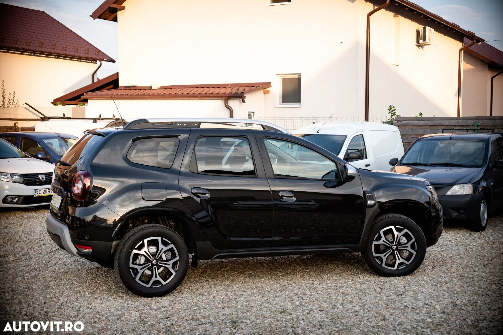 Dacia Duster 1.5 Blue dCi 4WD Prestige jante 17" - 9